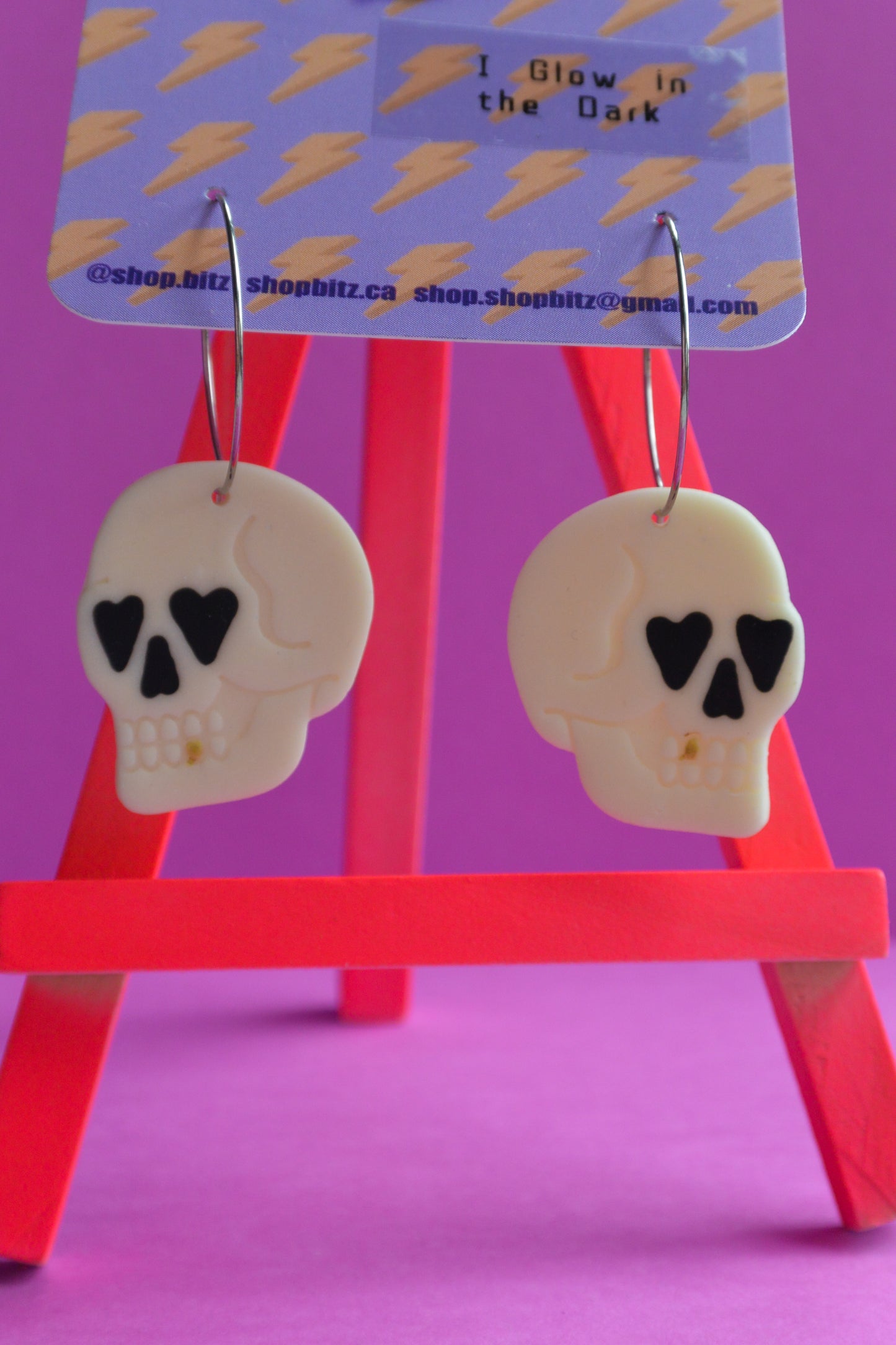 Glow-in-the-Dark Skulls